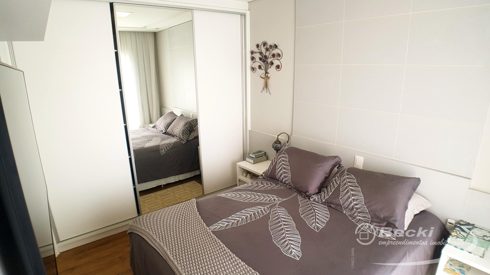 Apartamento à venda com 3 quartos, 1 suíte, 2 vagas e 133m² no Petrópolis, Joinville (SC) — foto 21 de 25