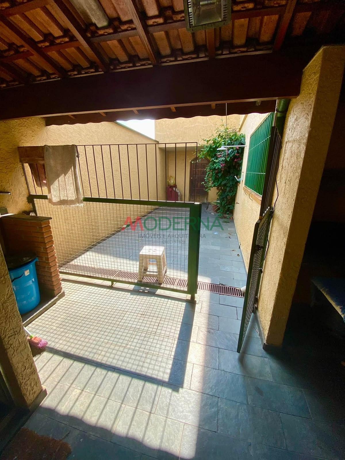 Casa à venda com 5 quartos, 2 suítes e 140m² no Taboão, São Bernardo do Campo (SP) — foto 9 de 22