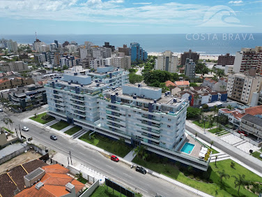 Cobertura Duplex com Piscina e Vista Deslumbrante em Caiobá