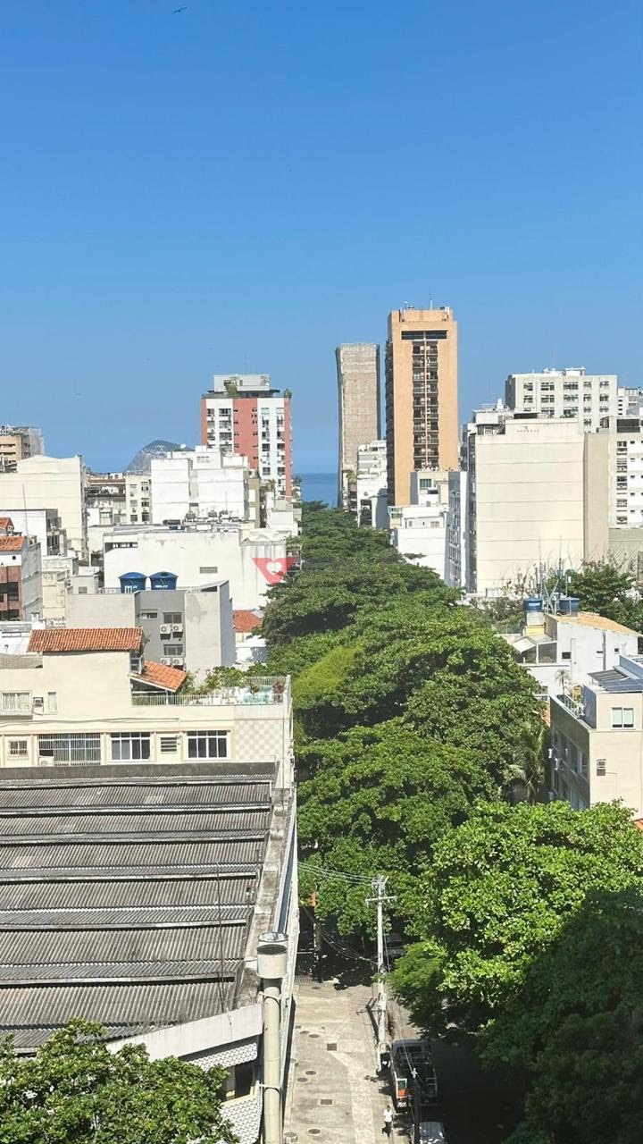 Apartamento à venda com 2 quartos, 2 banheiros, 1 vaga e 90m² no Leblon, Rio de Janeiro (RJ) — foto 21 de 23