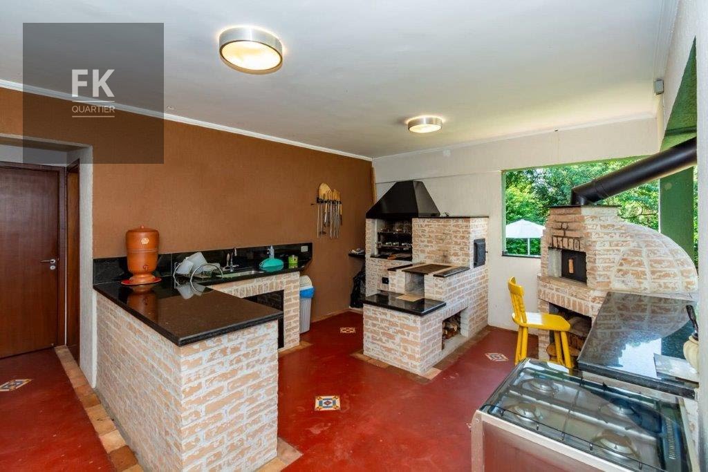 Casa à venda com 4 quartos, 4 suítes, 4 vagas e 620m² no Residencial Euroville, Carapicuíba (SP) — foto 18 de 30