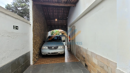 Casa à venda em Imbaúbas, Ipatinga | 243m², 6 dorms