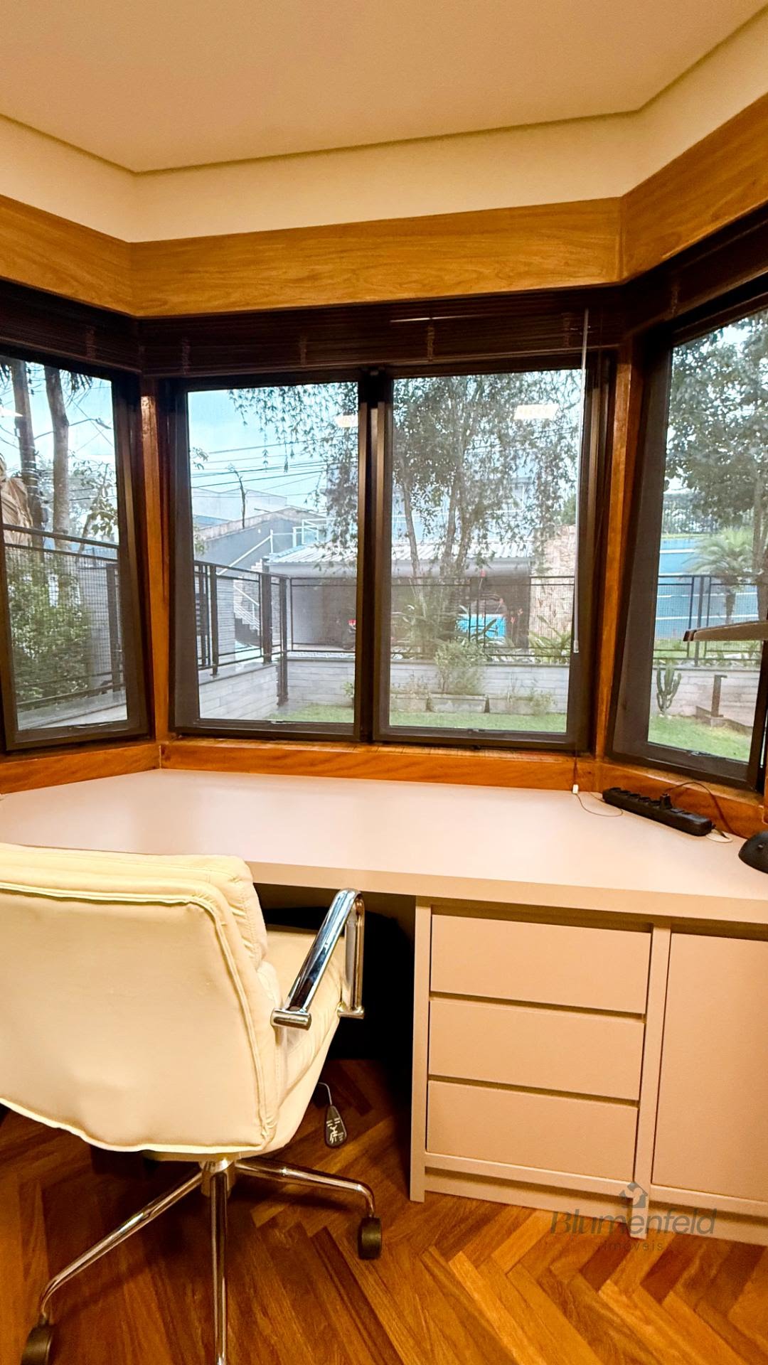 Casa à venda com 3 quartos, 4 suítes, 2 vagas e 400m² no Condomínio Country Club, Arujá (SP) — foto 25 de 30