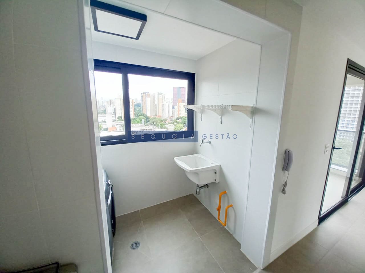 Apartamento para alugar com 2 quartos, 1 suíte, 1 vaga e 74m² no Pinheiros, São Paulo (SP) — foto 11 de 30
