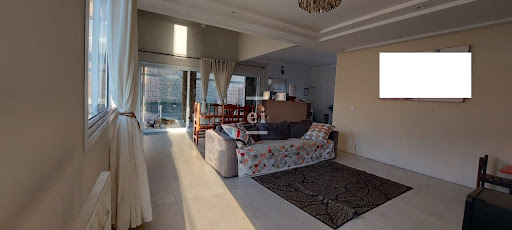 Casa no Condomínio em Cambarah - Jarinu, SP