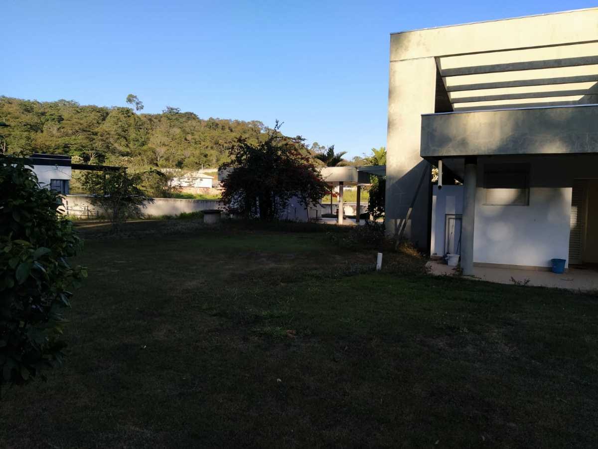 Casa à venda com 9 quartos, 1 suíte, 5 vagas e 850m² no Condomínio Belvedere, Esmeraldas (MG) — foto 21 de 30