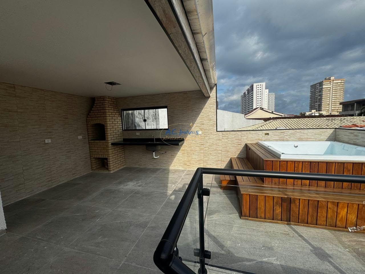 Casa à venda com 3 quartos, 2 suítes, 2 vagas e 135m² no Caiçara, Praia Grande (SP) — foto 7 de 30