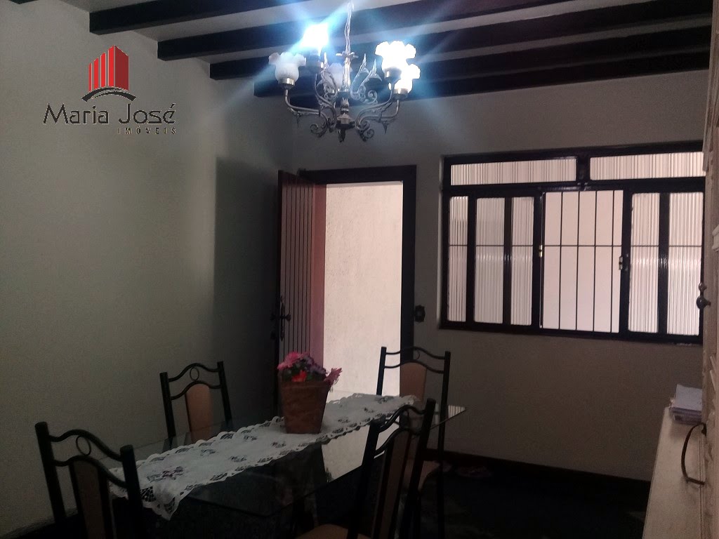 Casa à venda com 4 quartos, 1 suíte, 3 vagas e 1080m² no São Geraldo, Sete Lagoas (MG) — foto 22 de 30