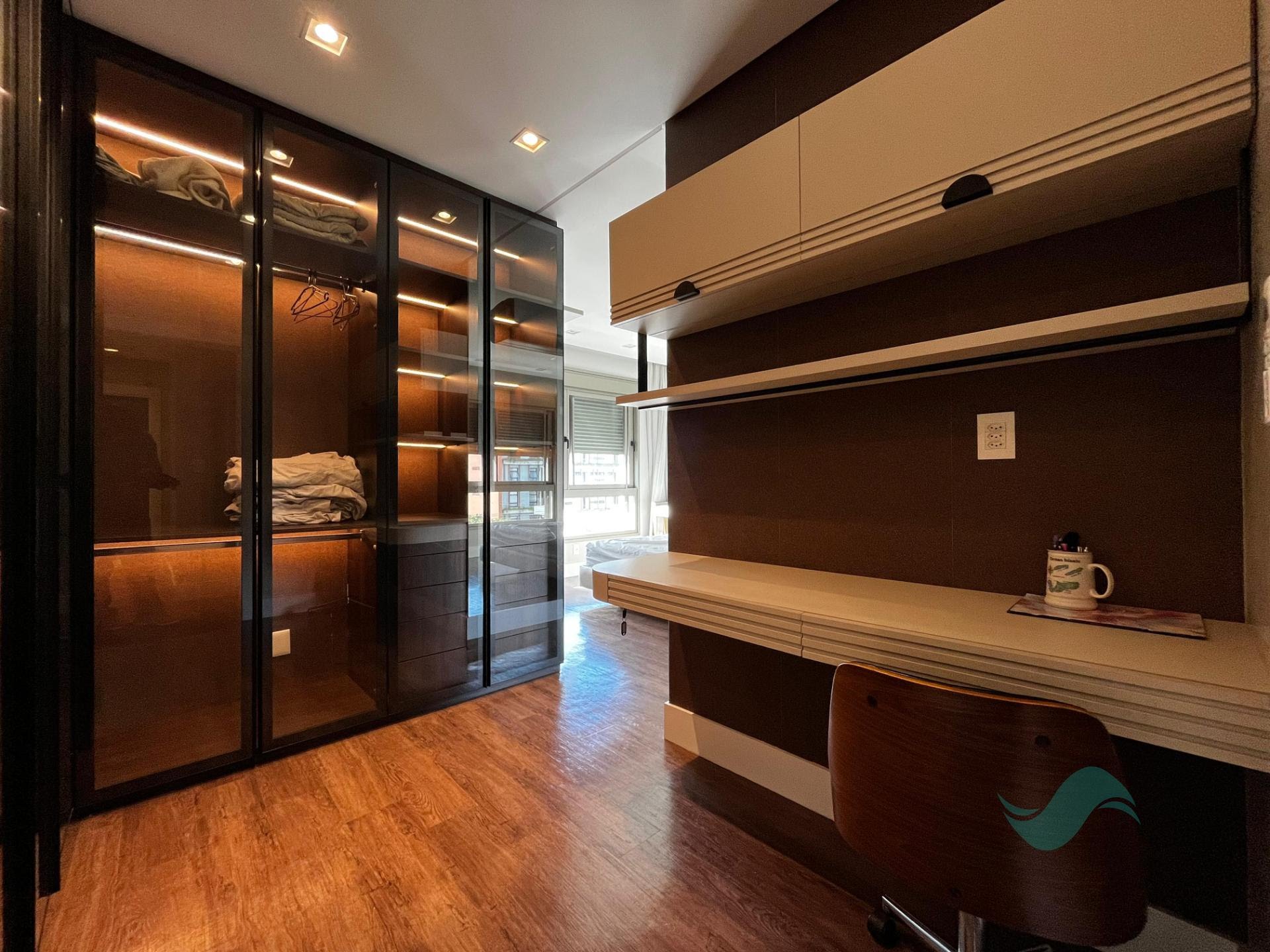 Apartamento à venda com 3 quartos, 3 suítes, 2 vagas e 124m² no Jurerê, Florianópolis (SC) — foto 10 de 23