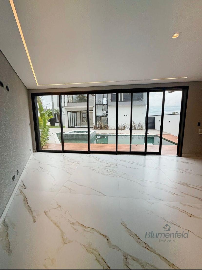 Casa à venda com 5 suítes, 12 vagas e 464m² no Parquelandia, Mogi das Cruzes (SP) — foto 26 de 27