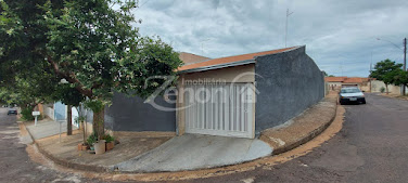 Casa em Parque Cecap  -  Adamantina