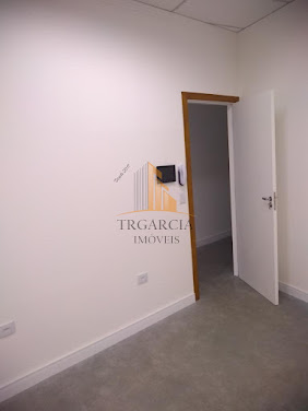 Sala comercial de 20m² na Quarta Parada - SP: por R$2.500 locação disponível
