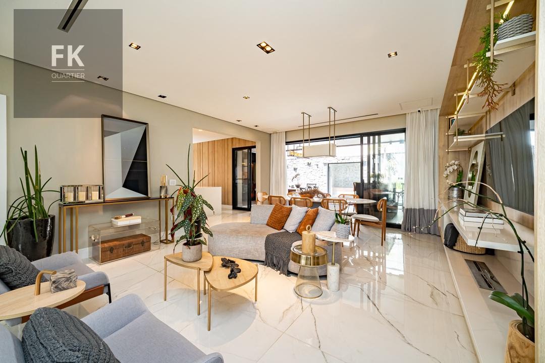 Casa à venda com 5 quartos, 5 suítes, 4 vagas e 370m² no Cidade Tamboré, Santana de Parnaíba (SP) — foto 9 de 30