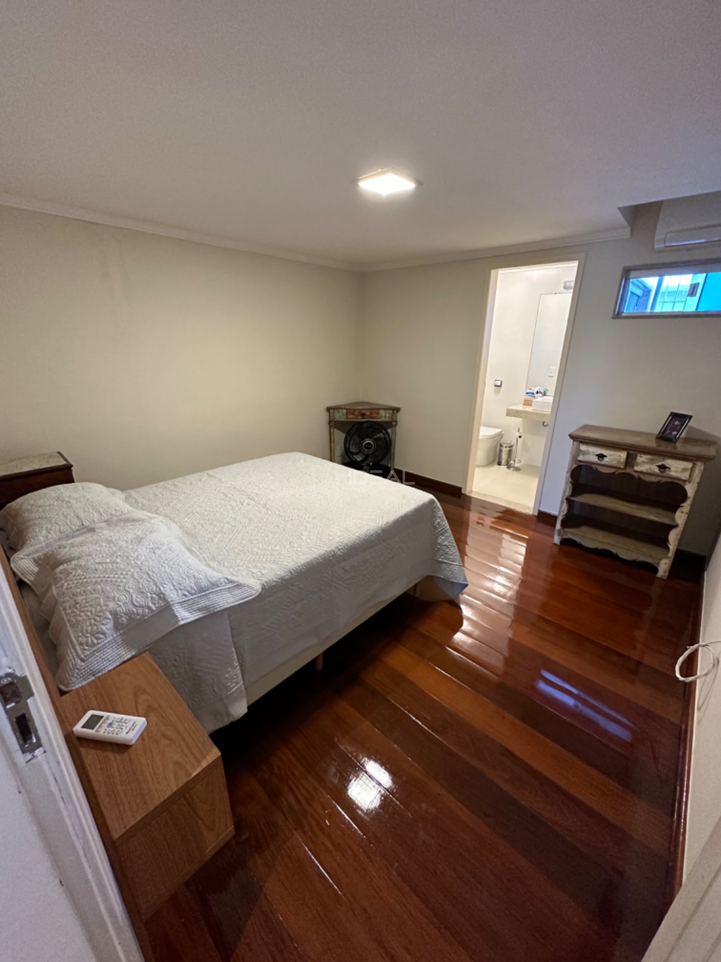 Casa à venda com 4 quartos, 3 suítes, 2 vagas e 250m² no Centro, Campos dos Goytacazes (RJ) — foto 25 de 30