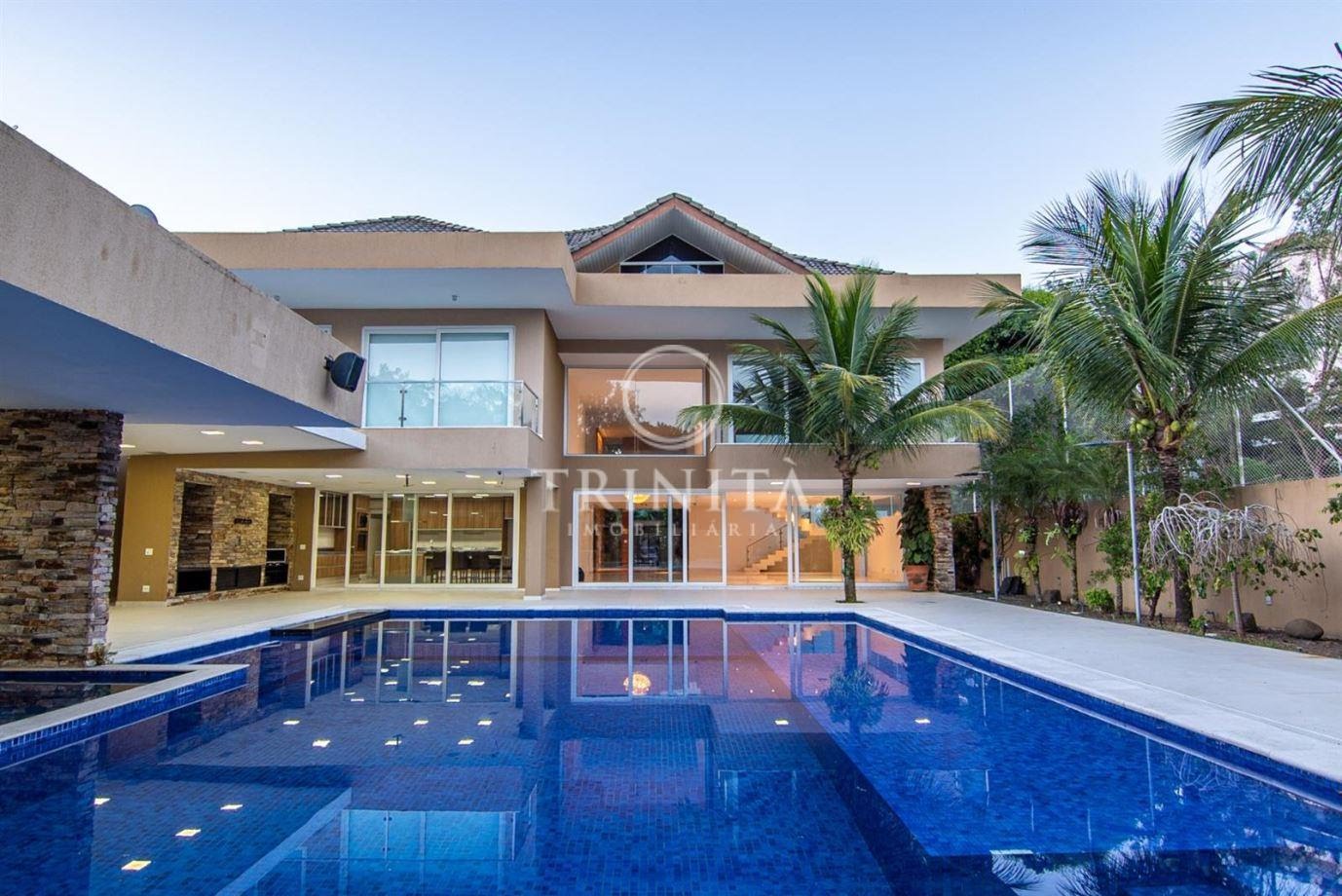 Casa condominio Novo Leblon, 5 suítes, barra da ti
