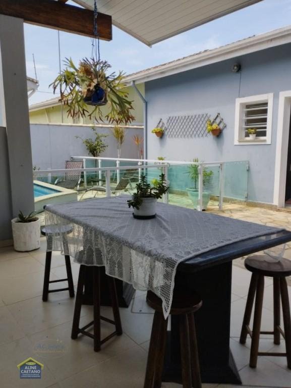 Casa à venda com 3 quartos, 3 suítes, 4 vagas e 171m² no Balneario Flórida, Praia Grande (SP) — foto 2 de 30