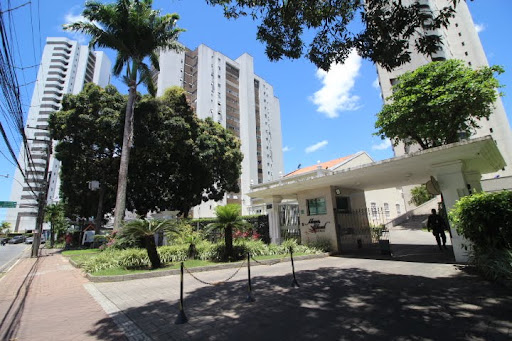 Apartamento luxo casa forte 4 quartos com campinho