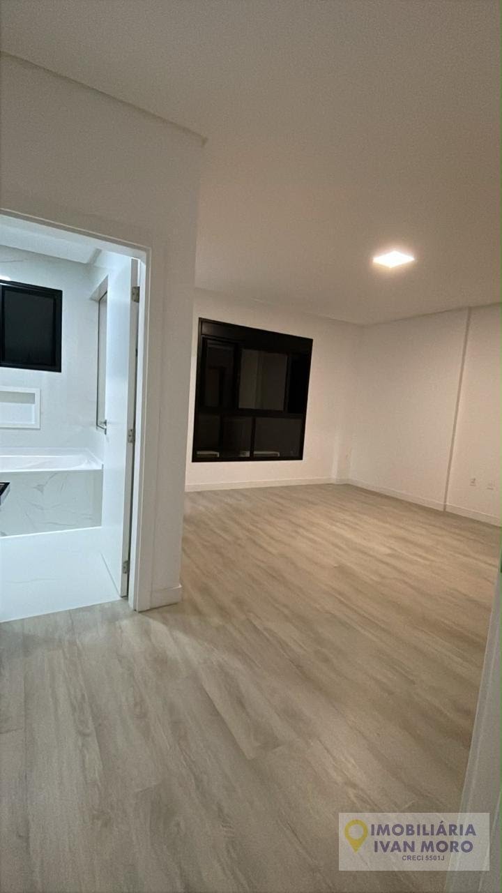 Apartamento para alugar com 4 quartos, 4 suítes, 3 vagas e 198m² no Meia Praia, Itapema (SC) — foto 17 de 30