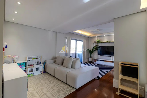 Apartamento 3 Dormitórios em Moema, São Paulo à Venda