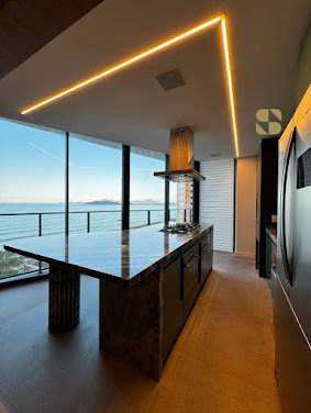 Apartamento à Venda no Centro de Balneário Piçarras 135m²