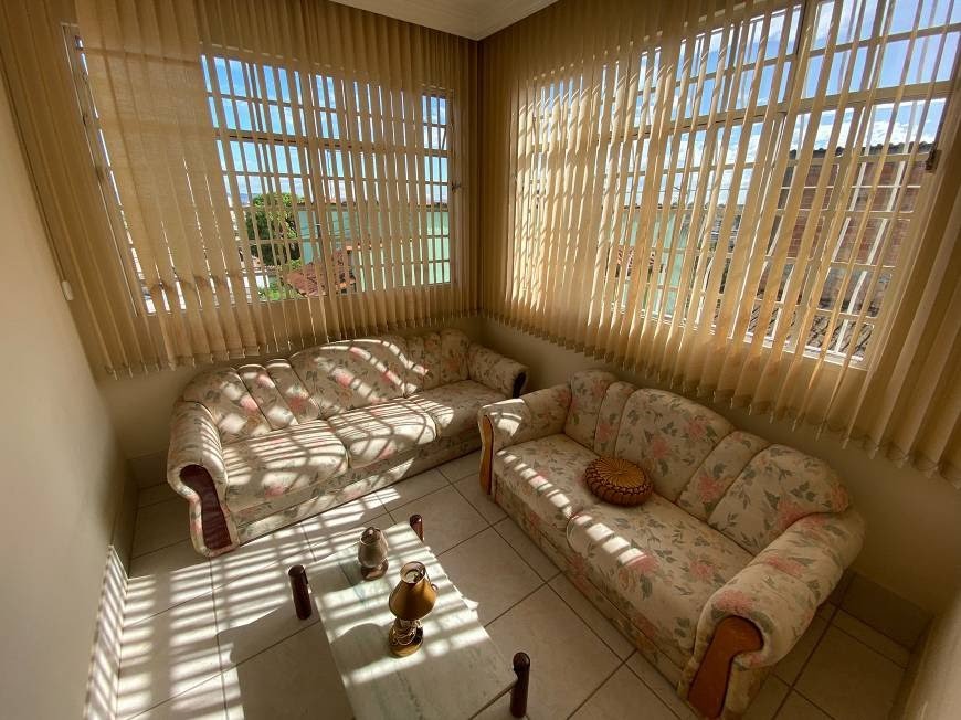 Casa à venda com 3 quartos, 1 suíte, 4 vagas e 358m² no Minascaixa, Belo Horizonte (MG) — foto 12 de 29