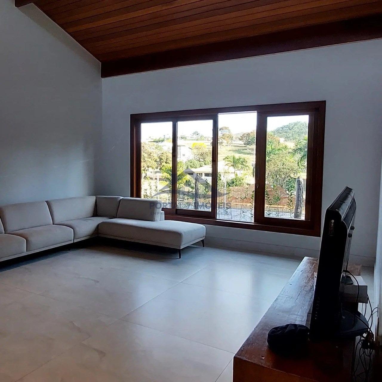 Casa à venda com 4 quartos, 3 suítes, 4 vagas e 400m² no Esplanada do Moinho, Sete Lagoas (MG) — foto 9 de 14