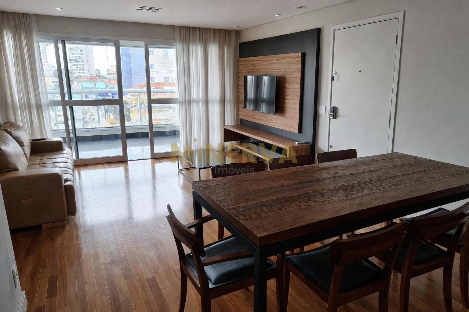 Apartamento para alugar com 3 quartos, 4 banheiros, 2 vagas e 132m² no Tatuapé, São Paulo — foto principal