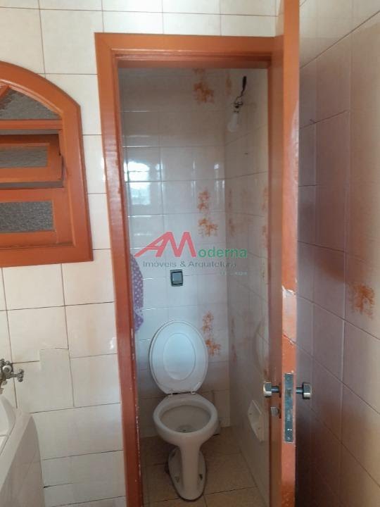 Casa à venda com 3 quartos, 1 suíte e 175m² no Rudge Ramos, São Bernardo do Campo (SP) — foto 8 de 30