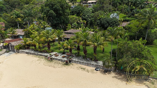 Casa na Praia para Venda em Angra dos Reis / RJ no bairro Praia Vermelha