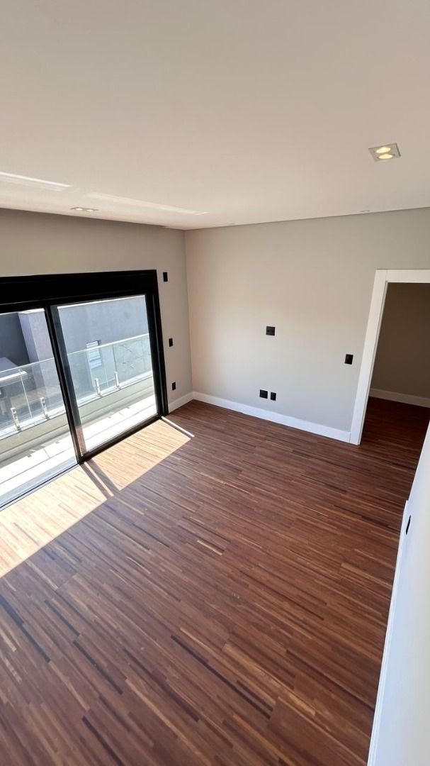 Casa à venda com 3 quartos, 3 suítes, 4 vagas e 285m² no Alphaville Nova Esplanada 3, Votorantim (SP) — foto 13 de 30