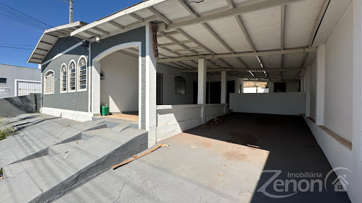 Casa em Vila Jamil de Lima  -  Adamantina