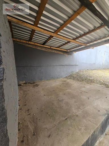 Garagem coberta