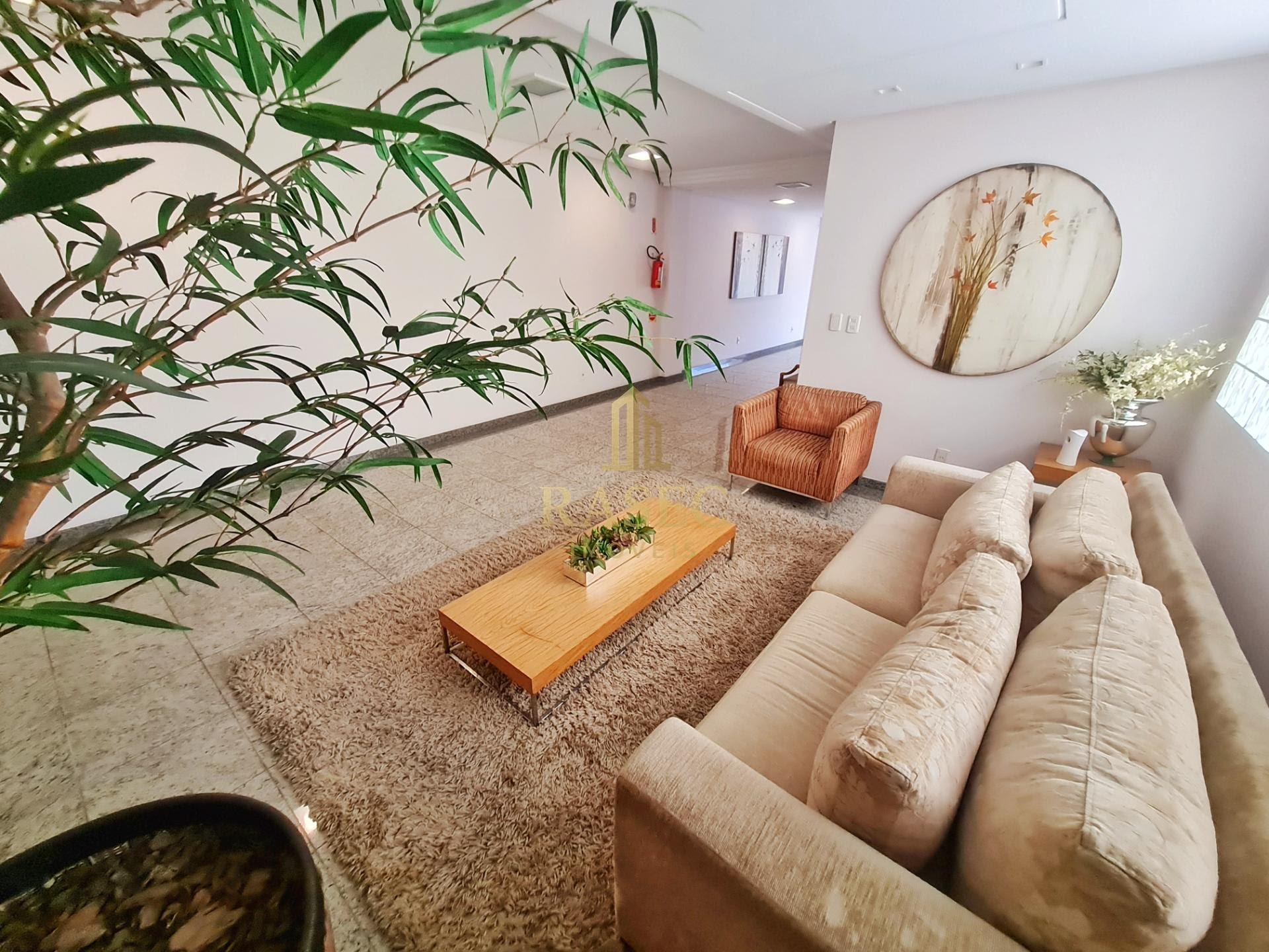 Apartamento à venda com 3 quartos, 1 suíte, 2 vagas e 120m² no Centro I, Brusque (SC) — foto 2 de 15