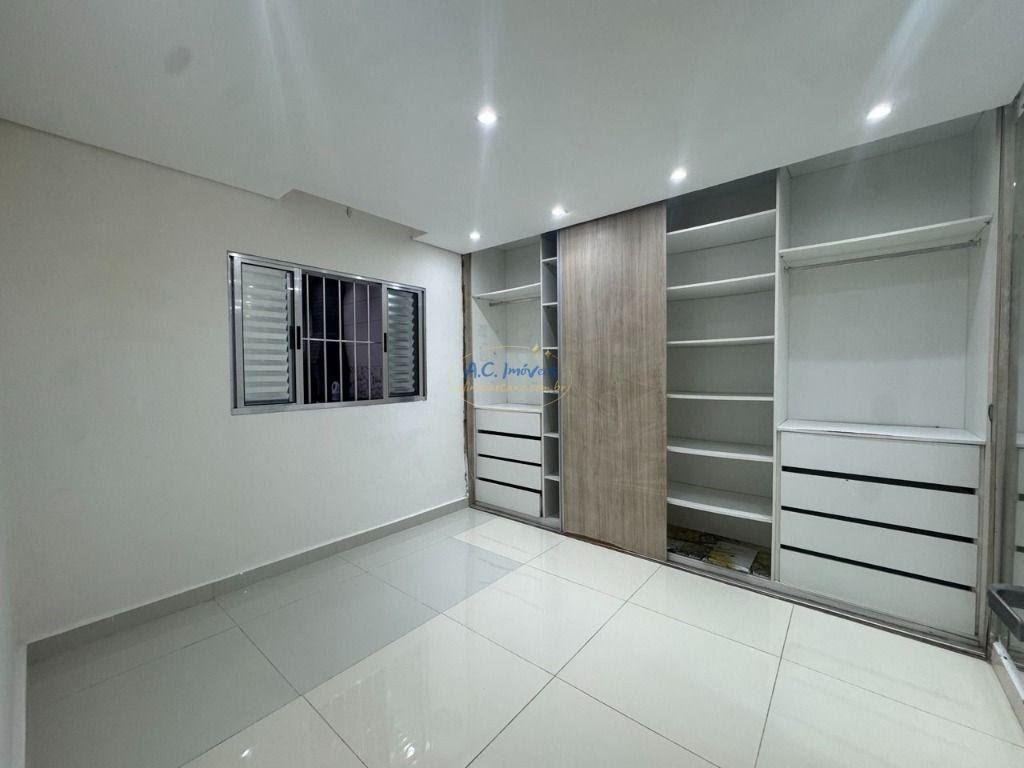 Casa à venda com 3 quartos, 1 banheiro, 2 vagas e 110m² no Vila Tupi, Praia Grande (SP) — foto 10 de 23