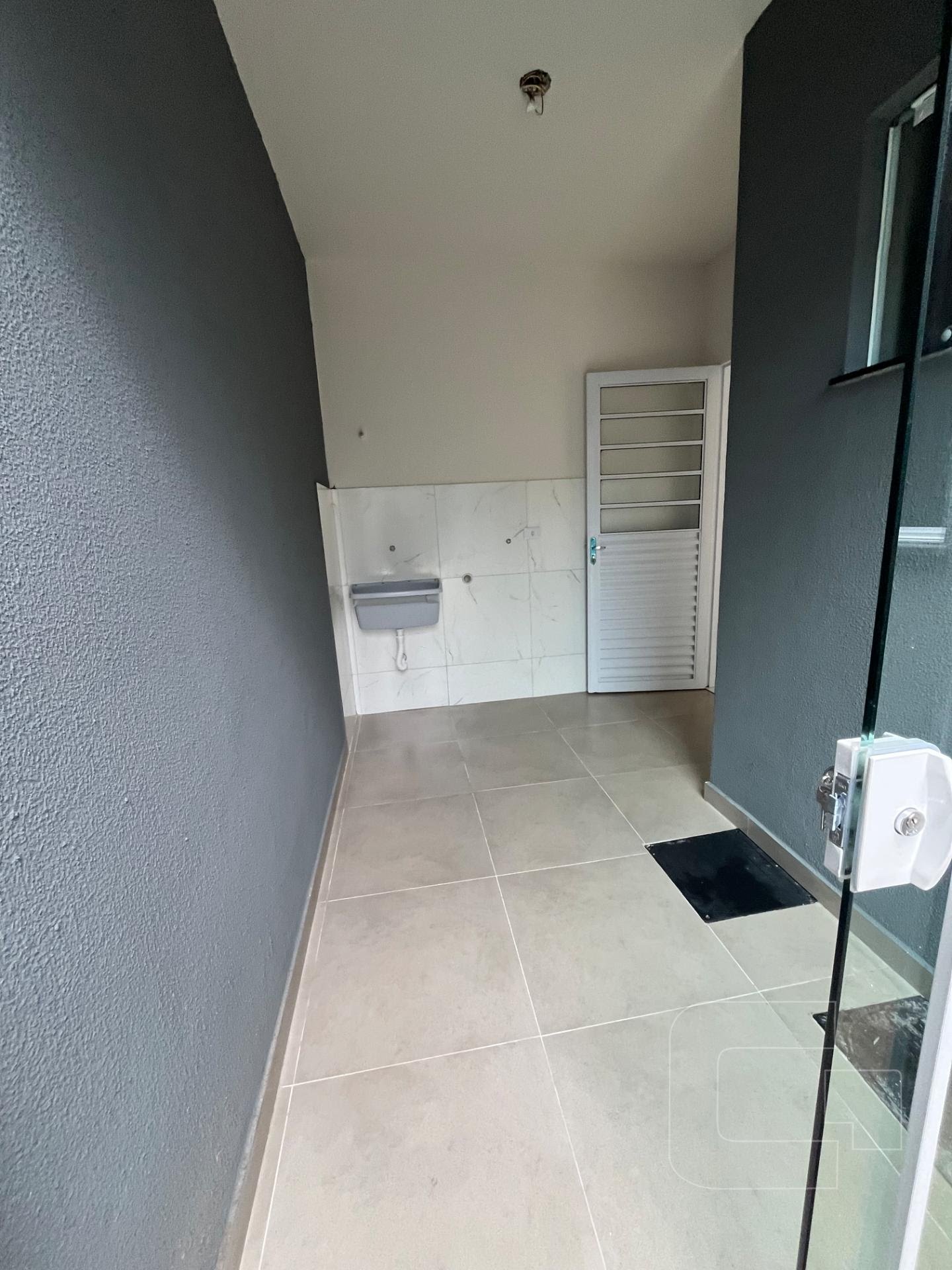 Casa à venda com 3 quartos, 1 suíte, 1 vaga e 80m² no Jardim Marissol, Apucarana (PR) — foto 2 de 26