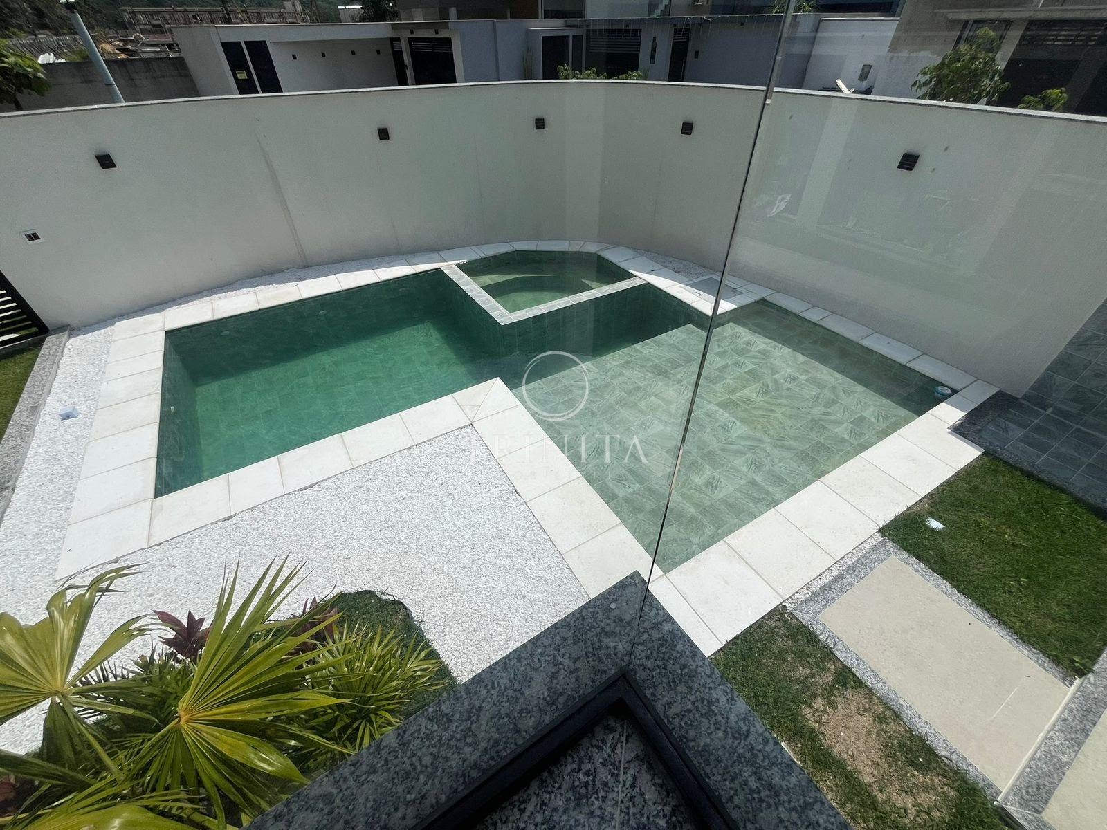 piscina-casa-210m²-dream-garden-vargem-pequena