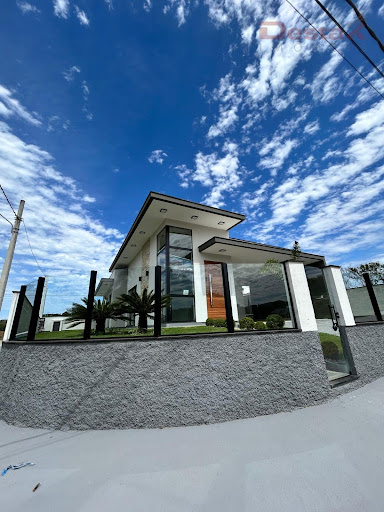Casa em Forquilhinhas - São José