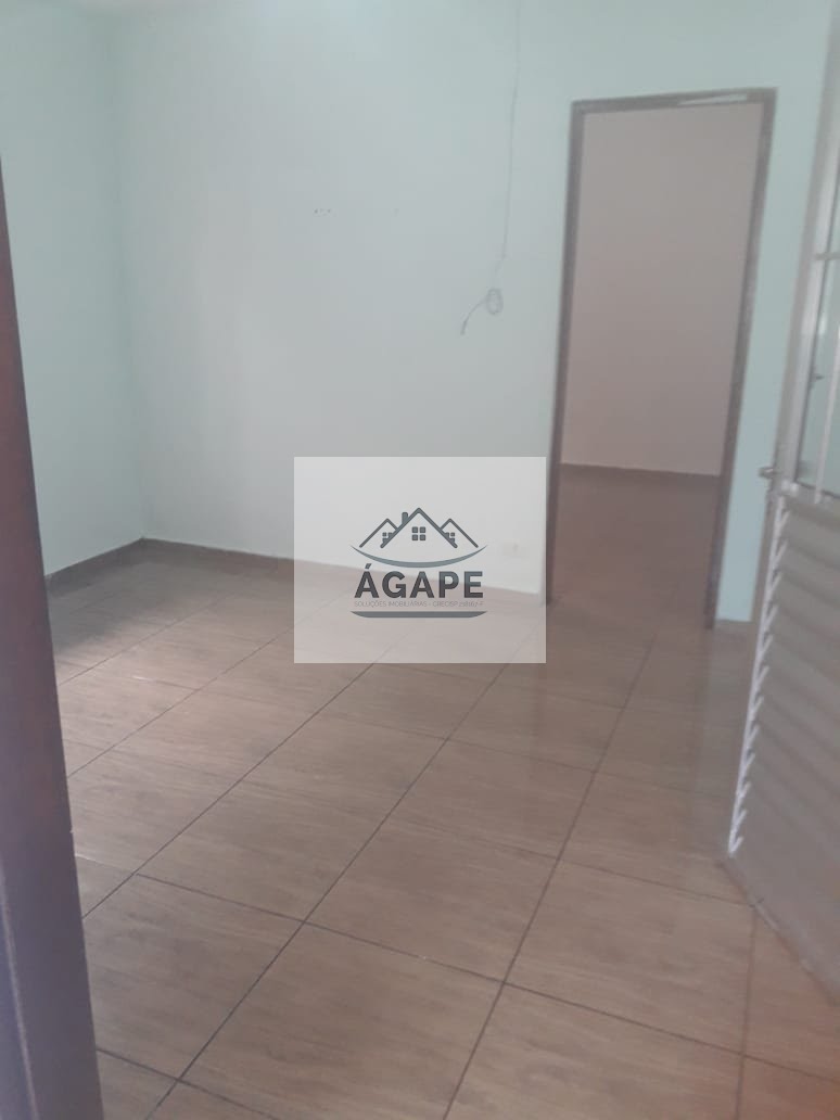 Casa à venda com 6 quartos, 4 banheiros, 2 vagas e 200m² no Conjunto Habitacional Instituto Adventista, São Paulo (SP) — foto 14 de 15