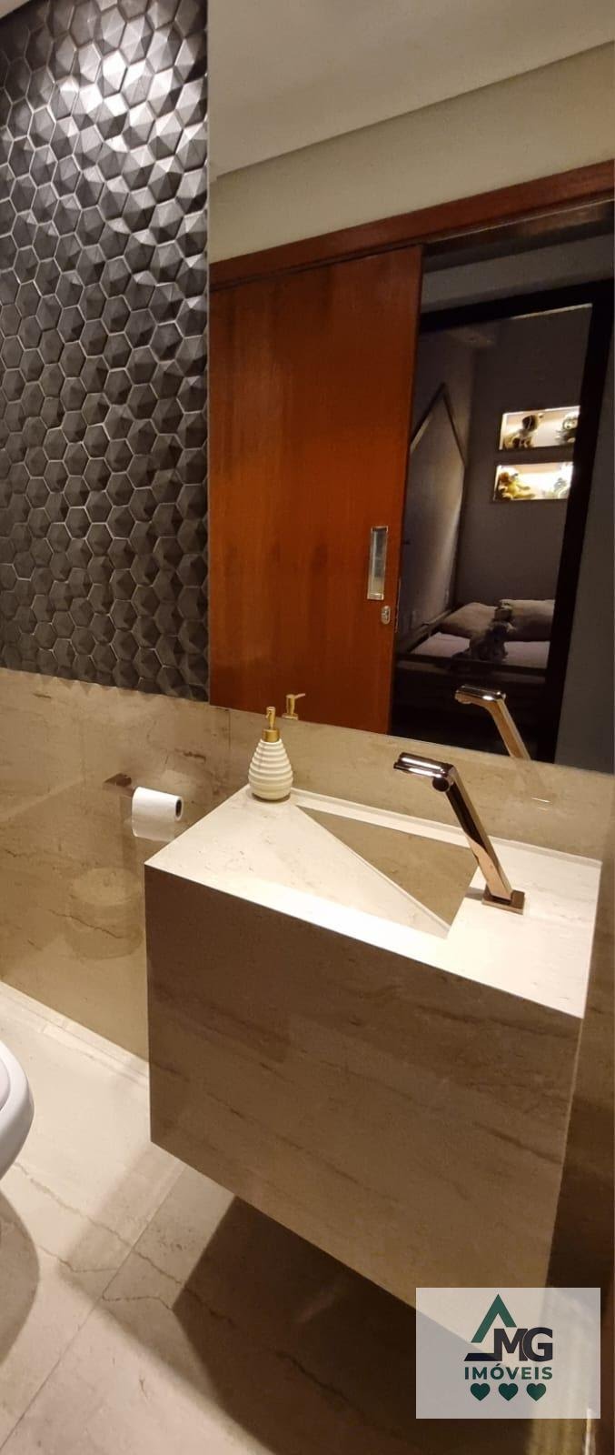 Apartamento à venda com 3 quartos, 3 suítes, 4 vagas e 245m² no Centro, Três Corações (MG) — foto 24 de 30