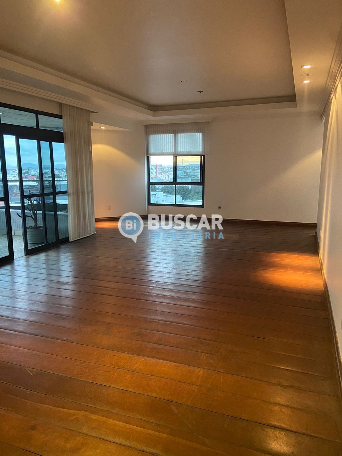 Apartamento à venda com 3 quartos, 3 suítes e 3 vagas no Capuchinhos, Feira de Santana (BA) — foto 3 de 16