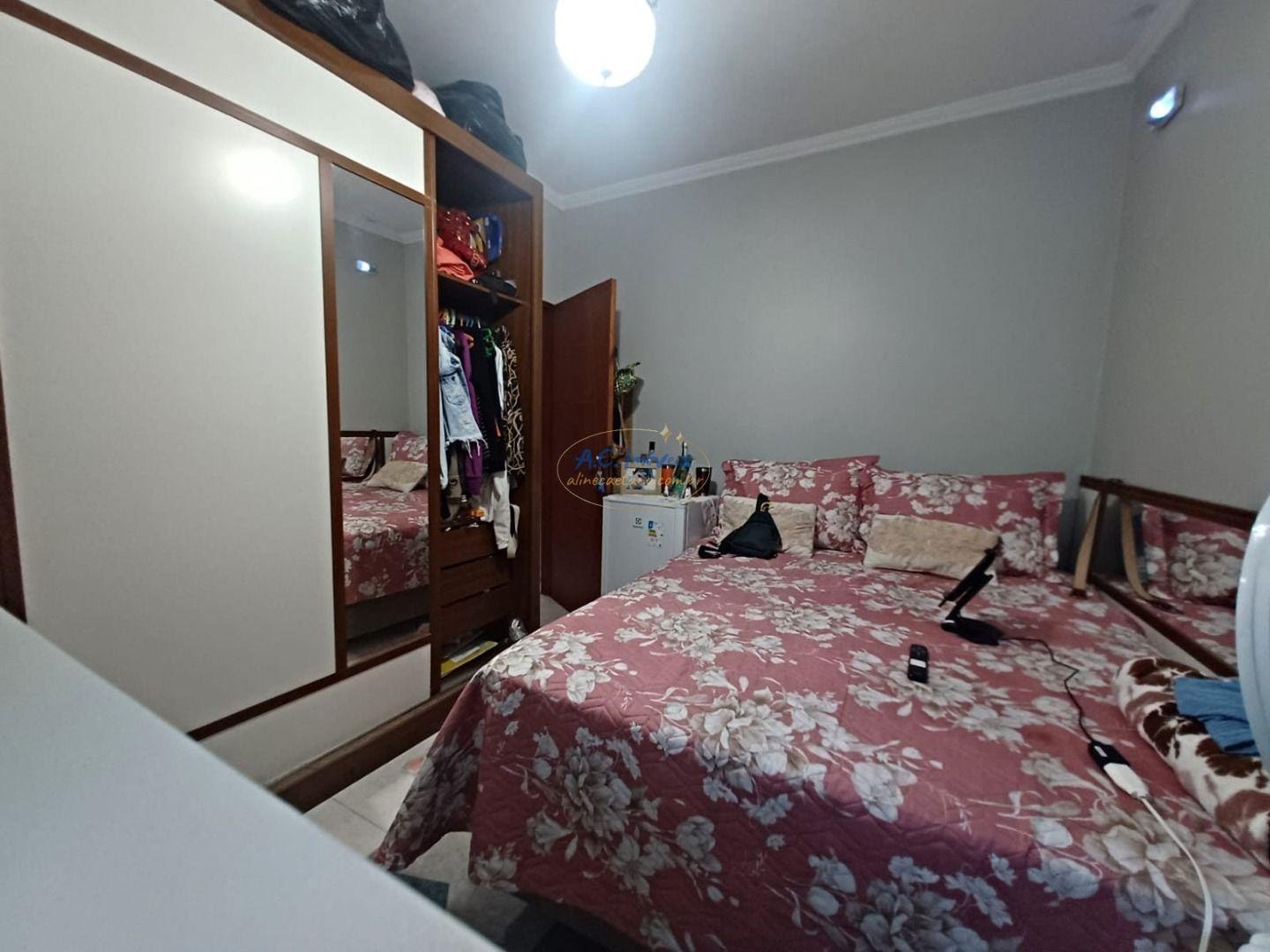 Casa à venda com 3 quartos, 2 suítes, 2 vagas e 174m² no Vila Tupi, Praia Grande (SP) — foto 15 de 30