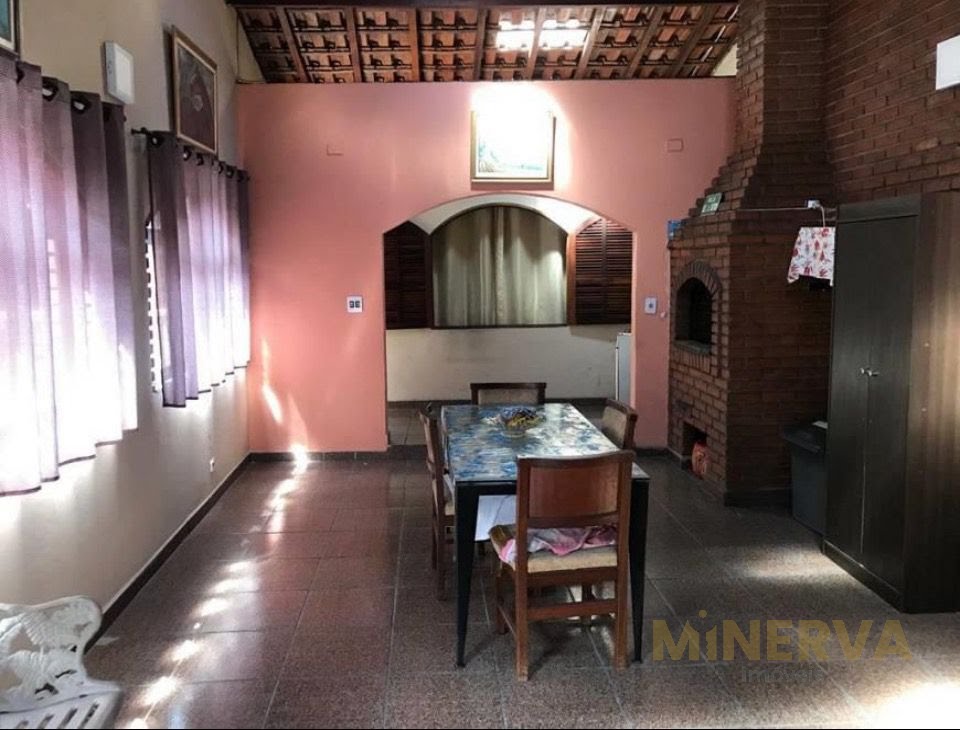 Casa à venda com 4 quartos, 1 suíte, 2 vagas e 250m² no Tatuapé, São Paulo (SP) — foto 12 de 20