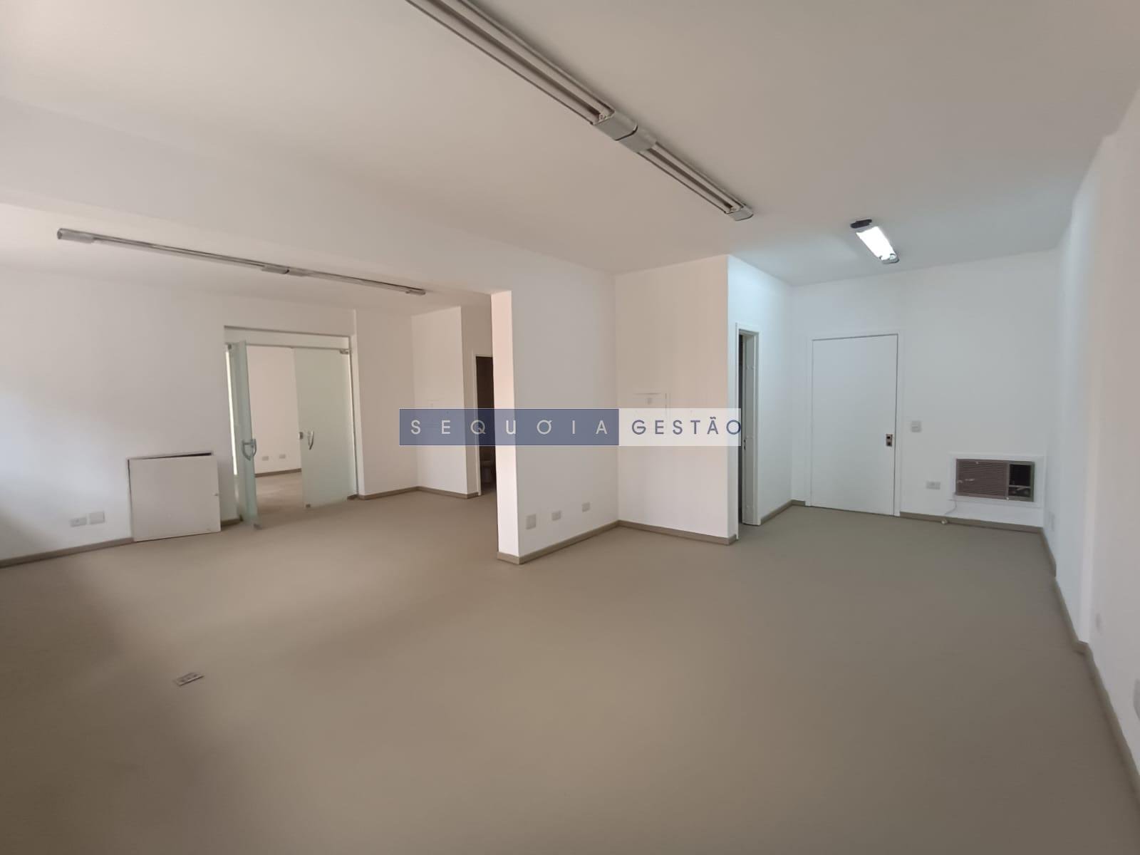 Comercial à venda com 3 banheiros e 123m² no Centro, Curitiba (PR) — foto 8 de 27