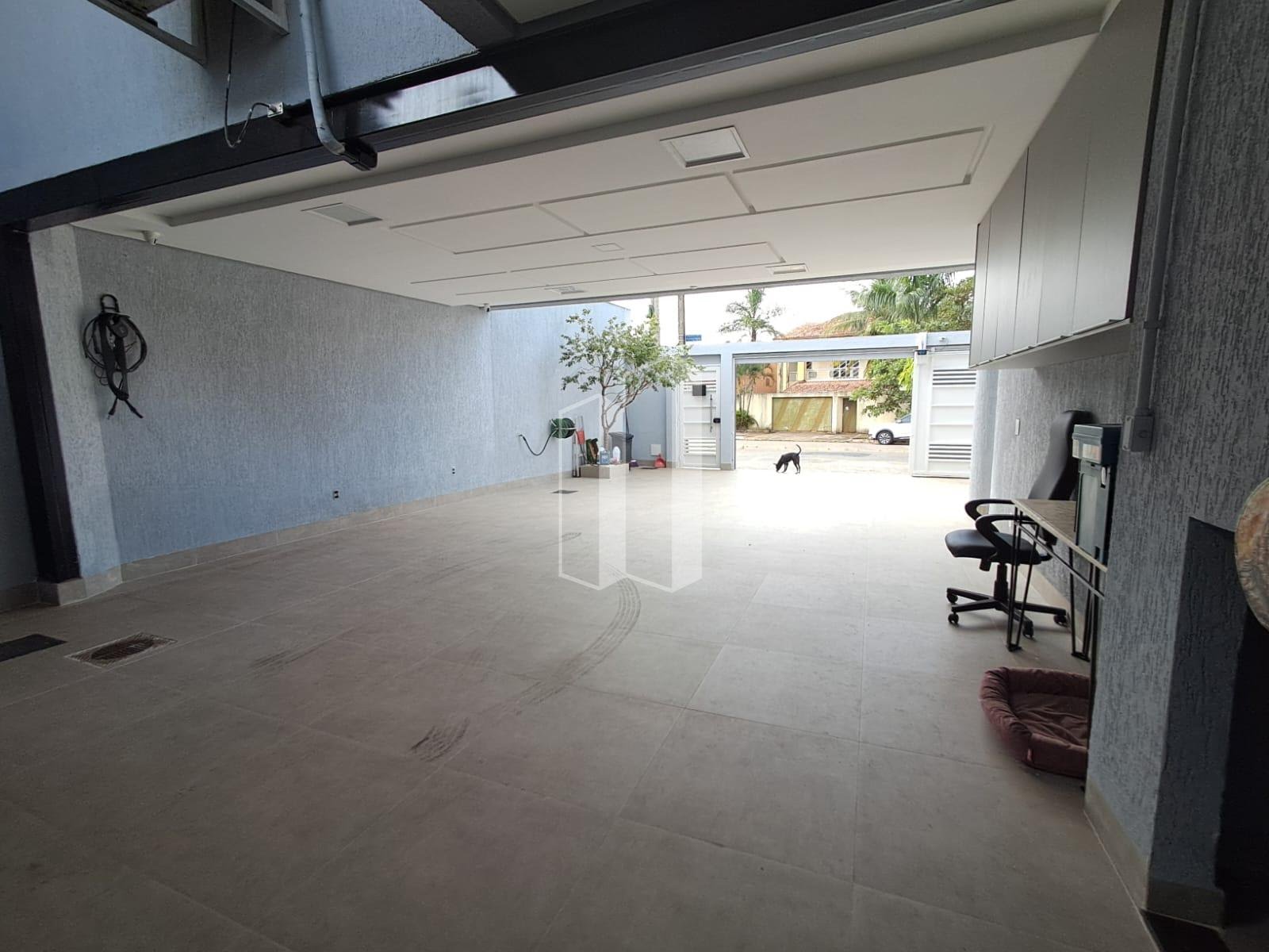 Casa à venda com 5 quartos, 4 suítes, 5 vagas e 370m² no Jardim Planalto, Goiânia (GO) — foto 5 de 30