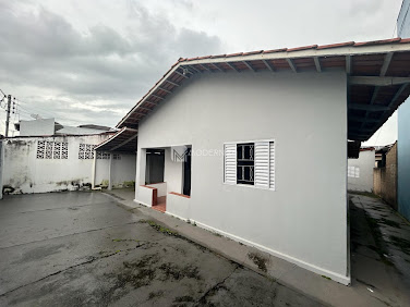 Casa em Loteamento Vila Chaud  -  Catalão