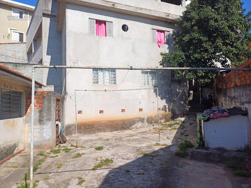 sobrado com 2 quartos