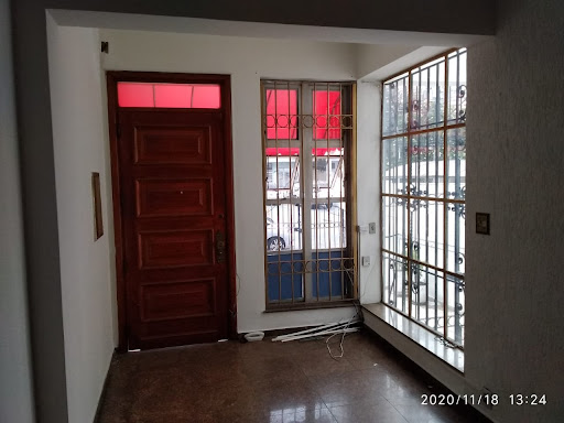 Casa Comercial à Venda Rua Dona Germaine Burchard, Água Branca/SP 