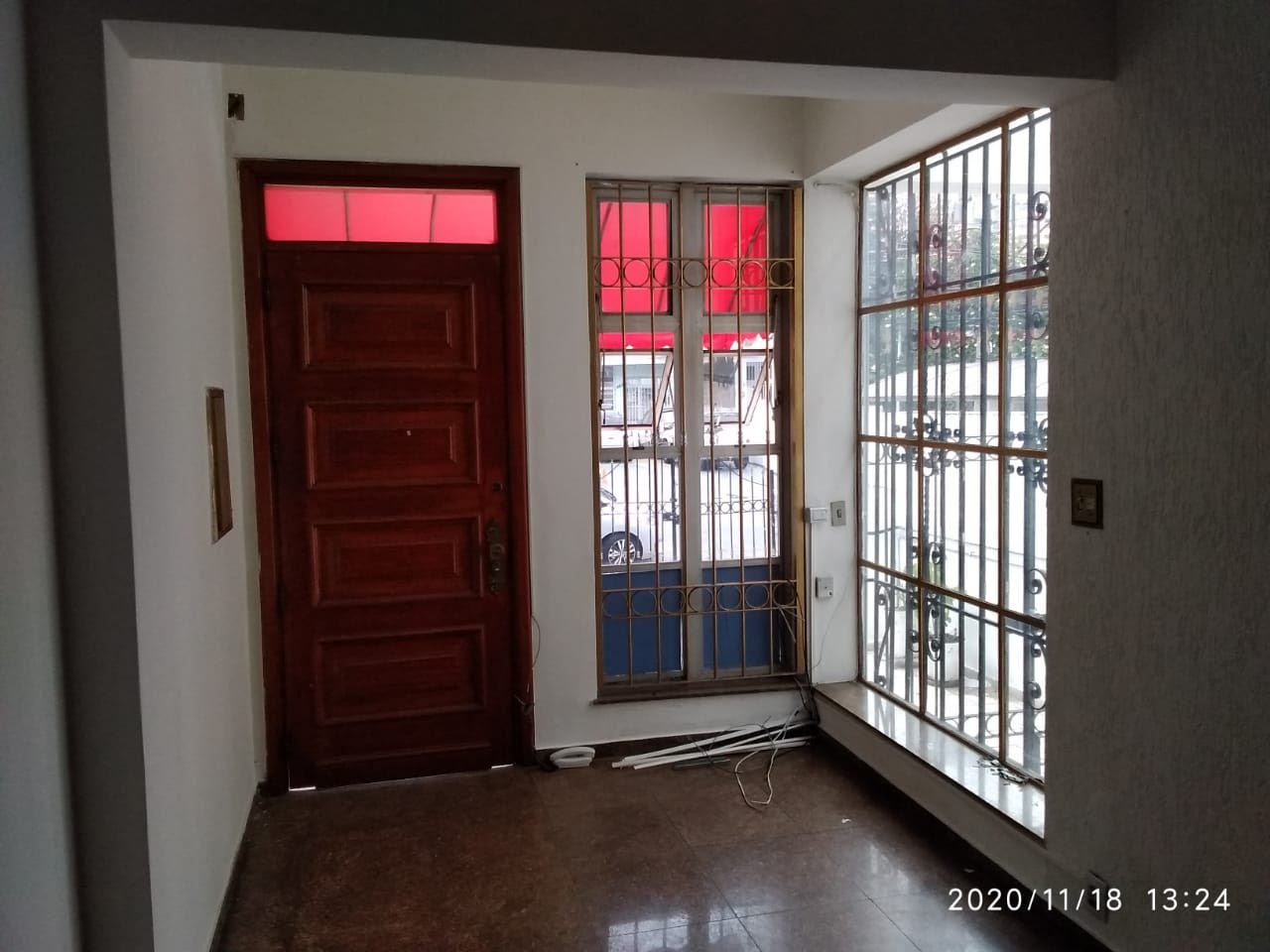 Casa Comercial à Venda Rua Dona Germaine Burchard, Água Branca/SP 