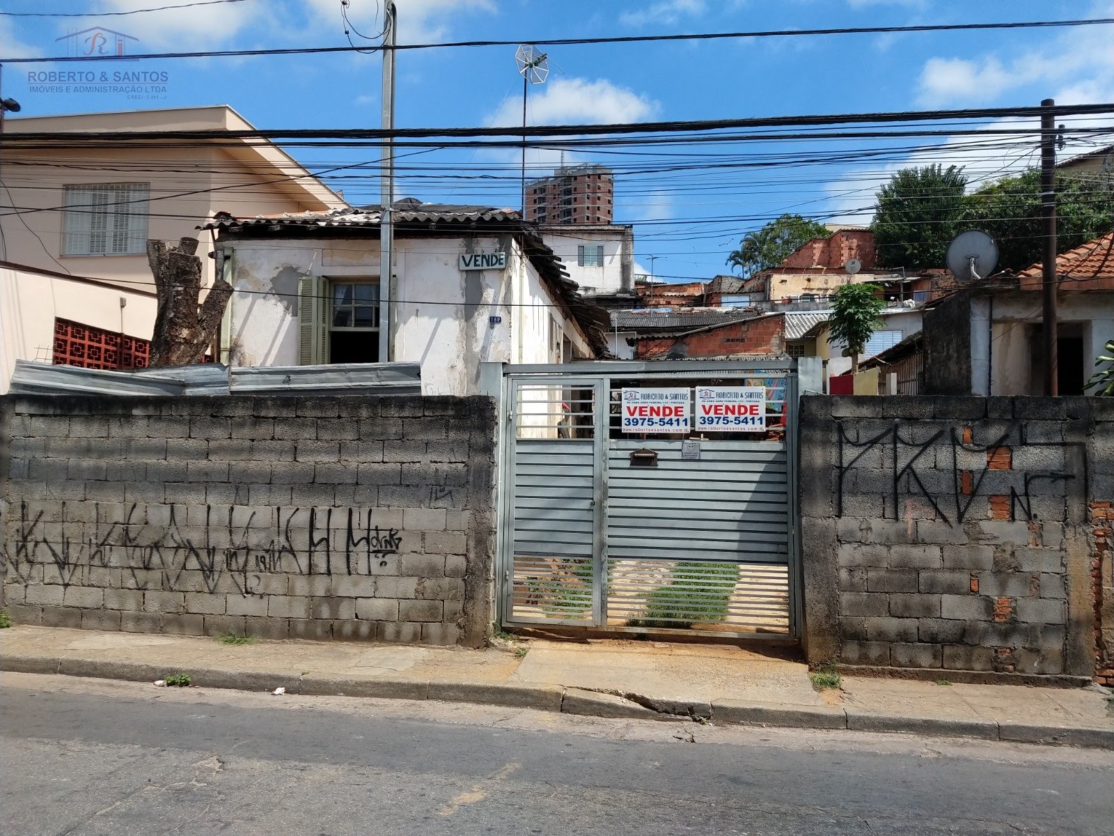 Frente, outra vista