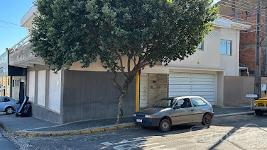 Sobrado à Venda no Centro de Adamantina, 3 Dorms